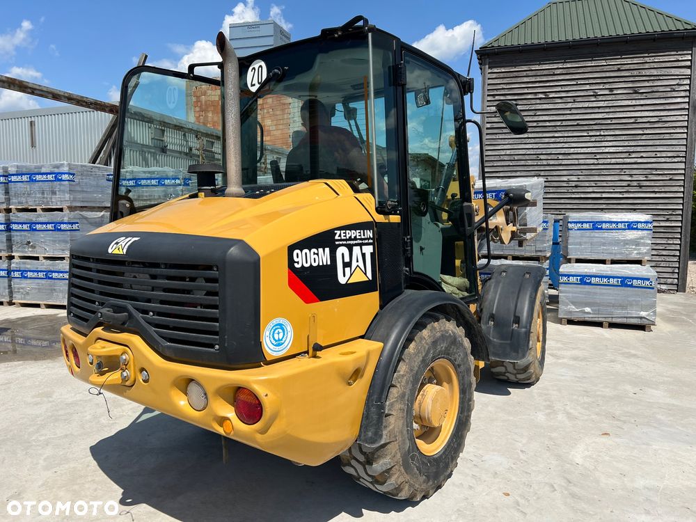 Caterpillar Ładowarka łamana 906M Cat łyżka widły 907 908 5 6 ton SZYBKOZŁĄCZE HYDRAULICZNE dodatkowe linie ZAMIATARKA za dopłatą - 5