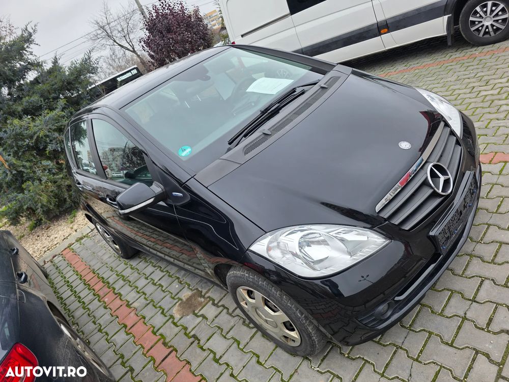 Mercedes-Benz A 160 BlueEFFICIENCY Elegance - 28