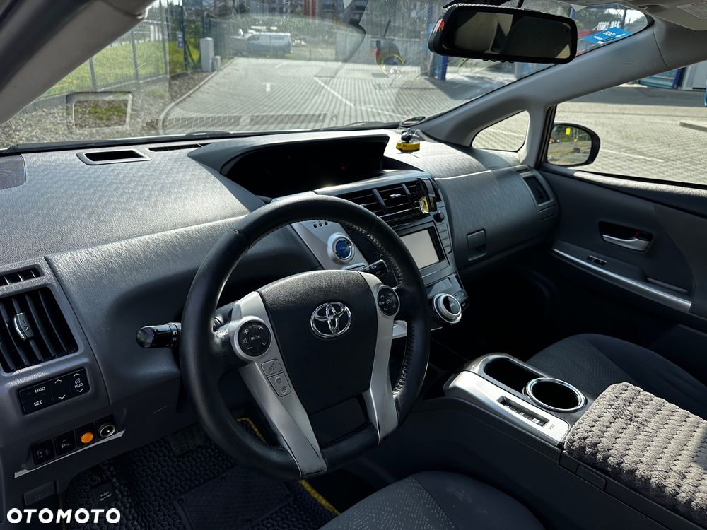 Toyota Prius+ (Hybrid) Comfort - 14
