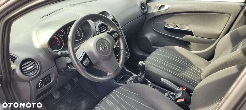 Opel Corsa 1.2 16V 111 - 11