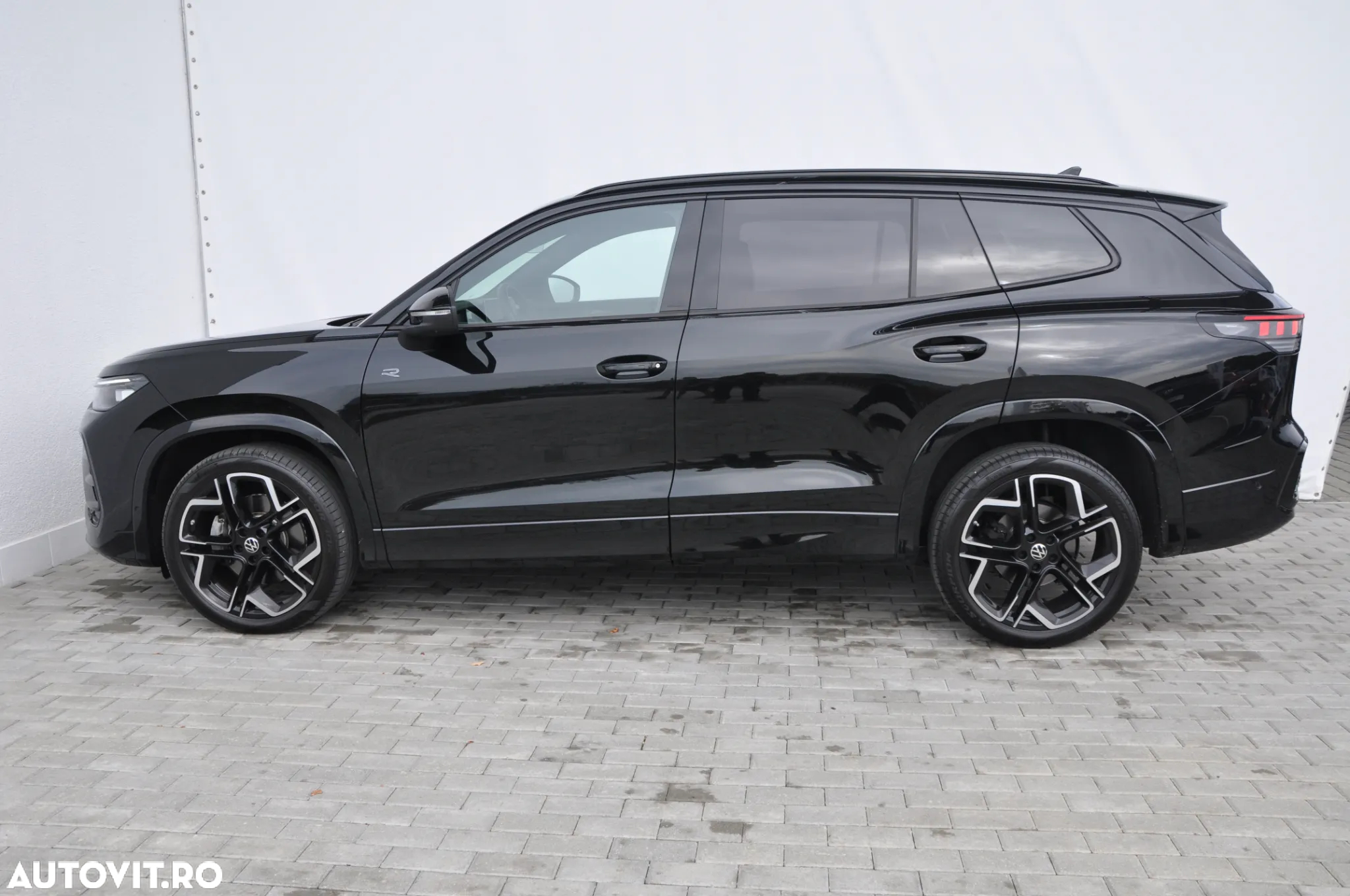Volkswagen Tayron 2.0 TDI 4Motion DSG R-Line - 2