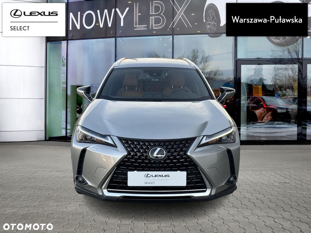 Lexus UX - 5