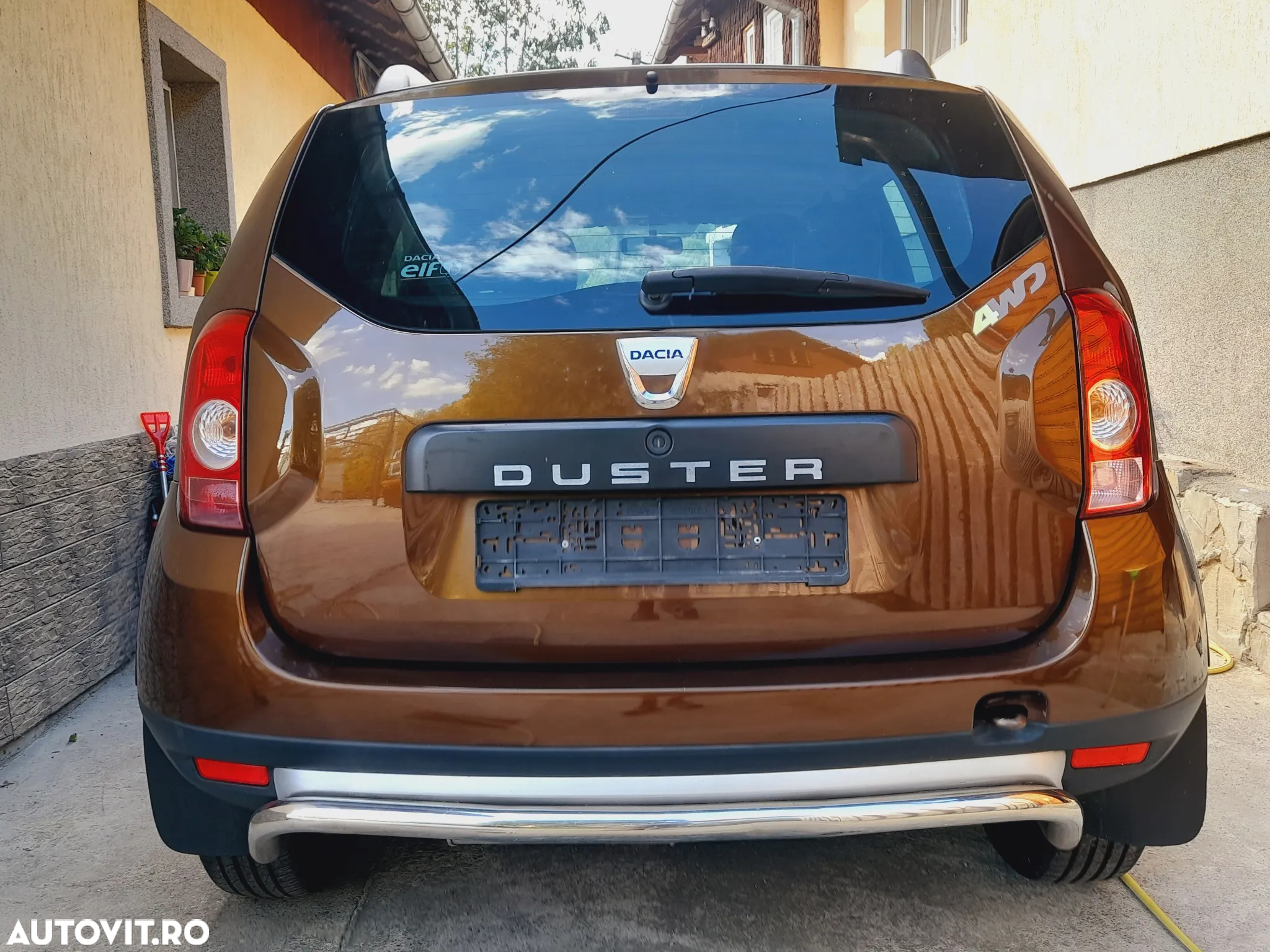 Dacia Duster 1.6 16V 4x4 Prestige - 24