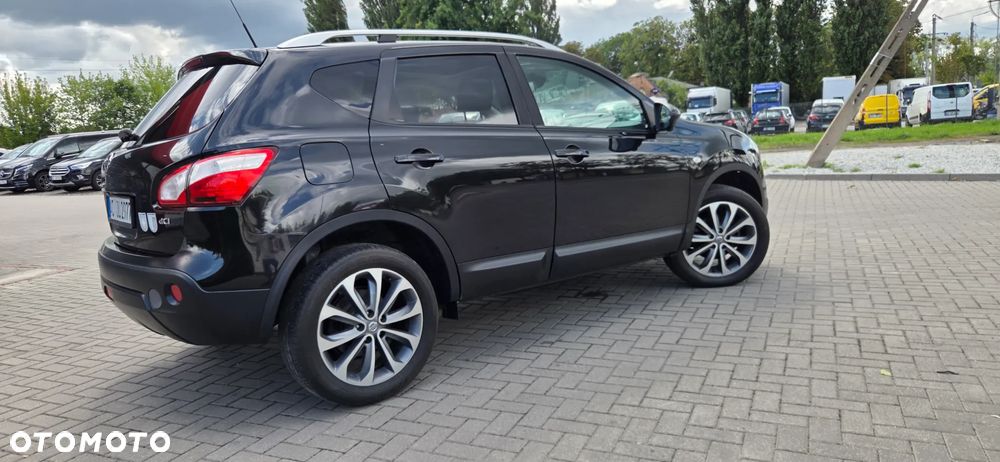 Nissan Qashqai 1.6 dCi 4 x 4 DPF Start/Stop tekna - 17