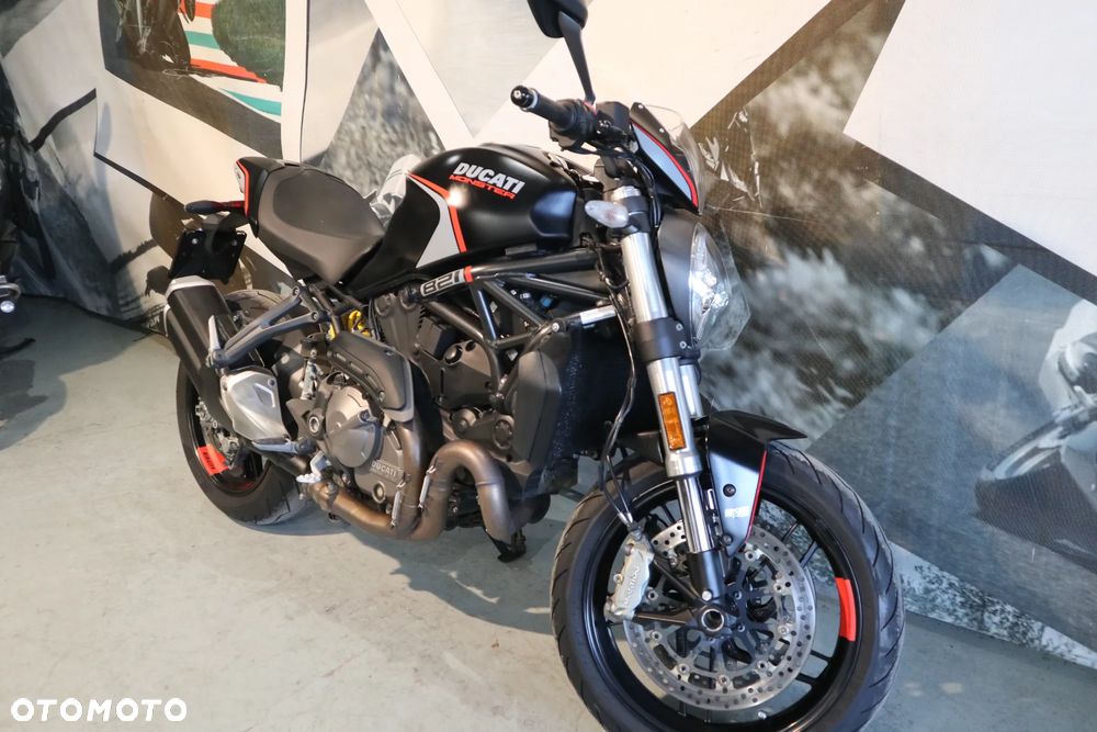 Ducati Monster - 1