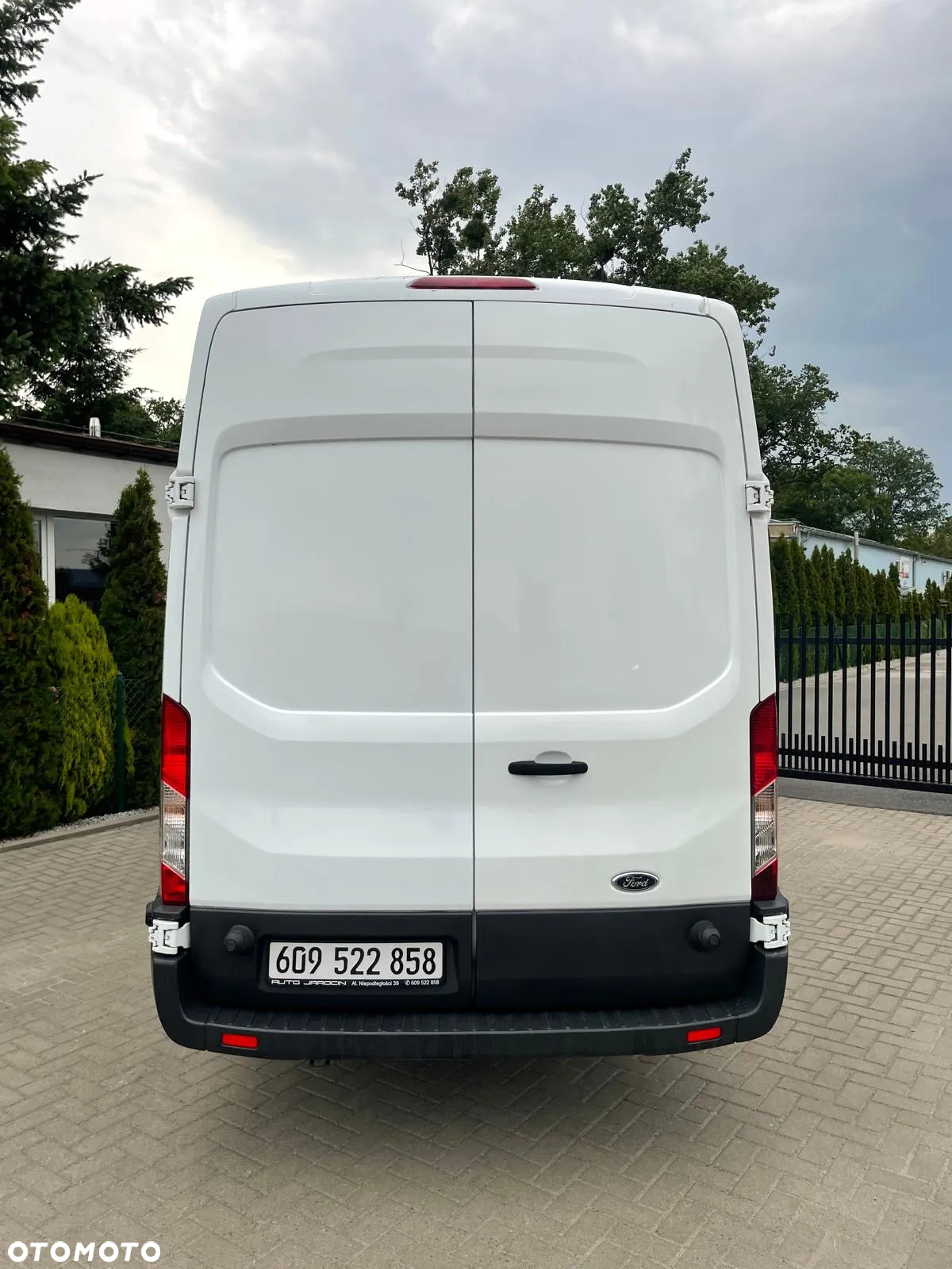 Ford Transit - 14