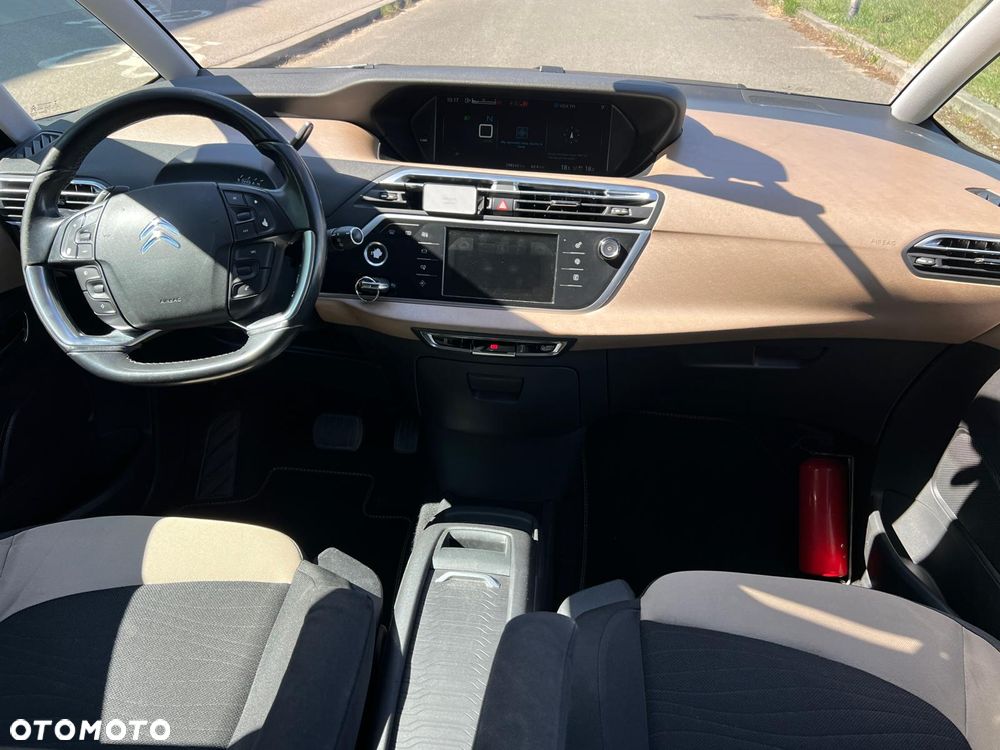 Citroën C4 Grand Picasso - 19