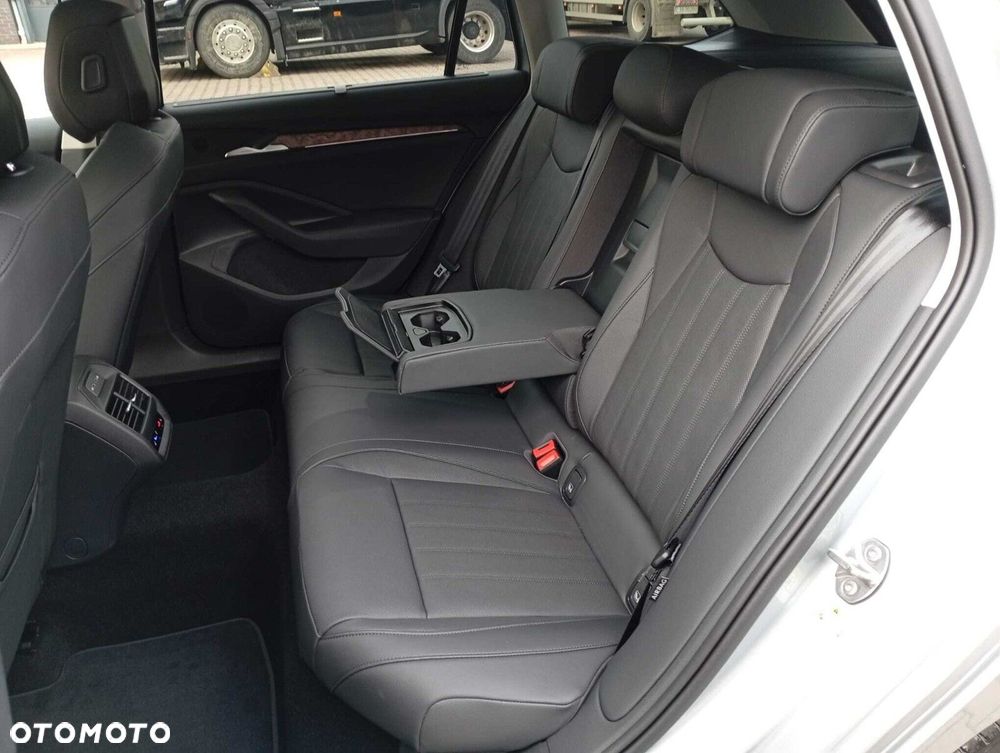 Skoda Superb 2.0 TSI 4x4 L&K DSG - 18