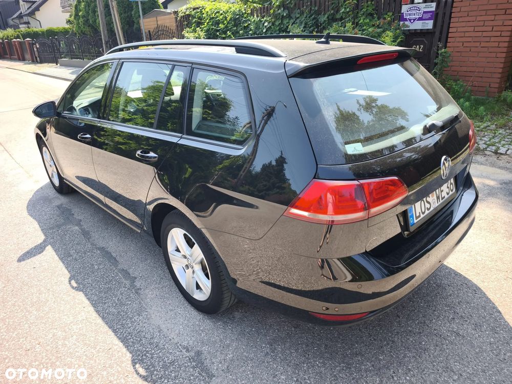 Volkswagen Golf 1.2 TSI BMT Comfortline - 3