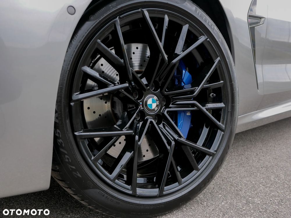 BMW M8 - 8