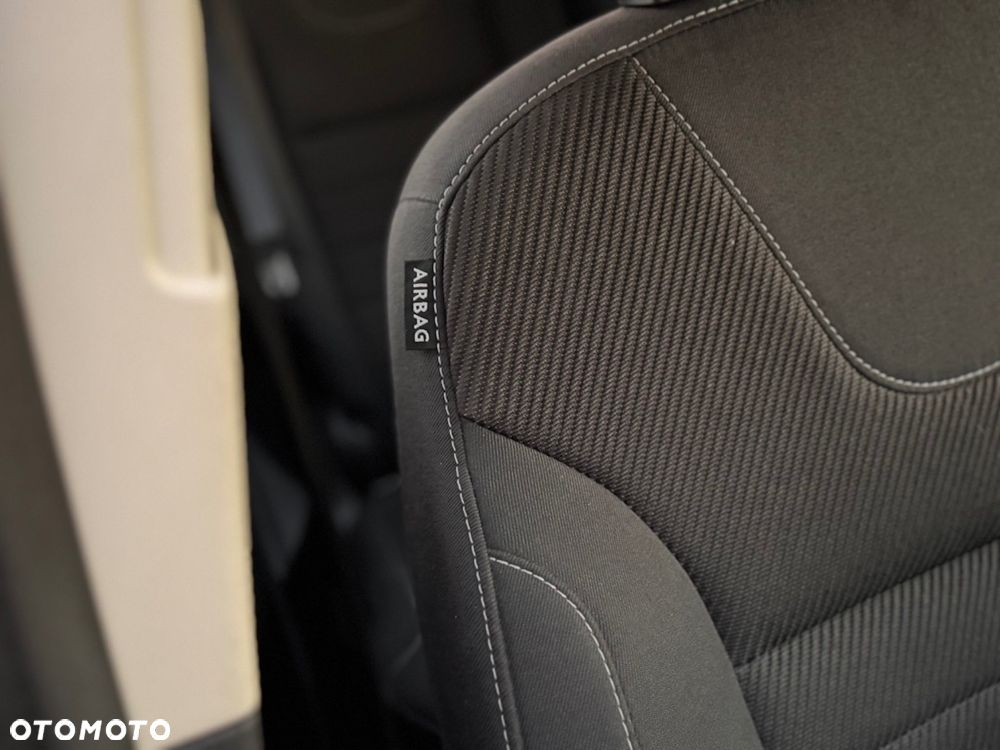 Ford Kuga 2.0 TDCi 2x4 Trend - 11