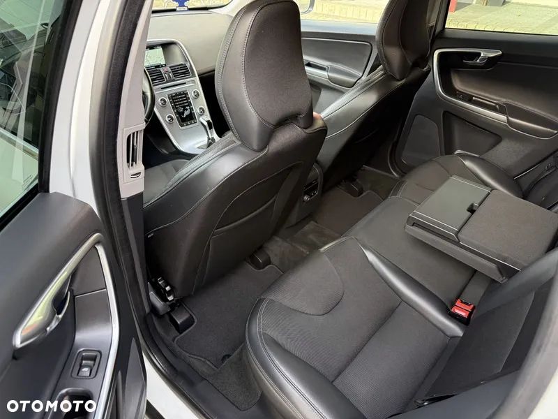 Volvo XC 60 D4 Drive-E Summum - 12