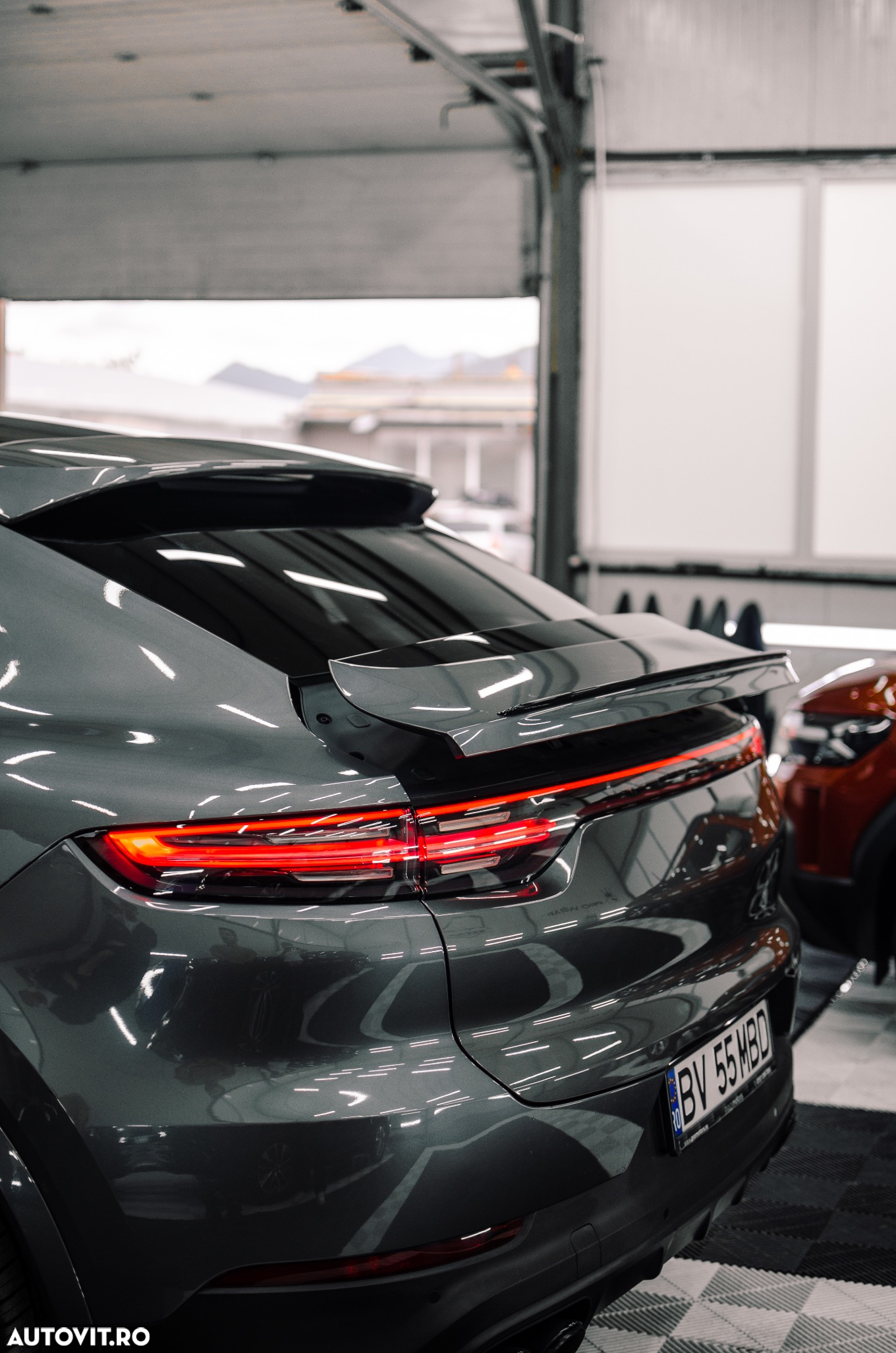 Porsche Cayenne Coupe Standard - 6