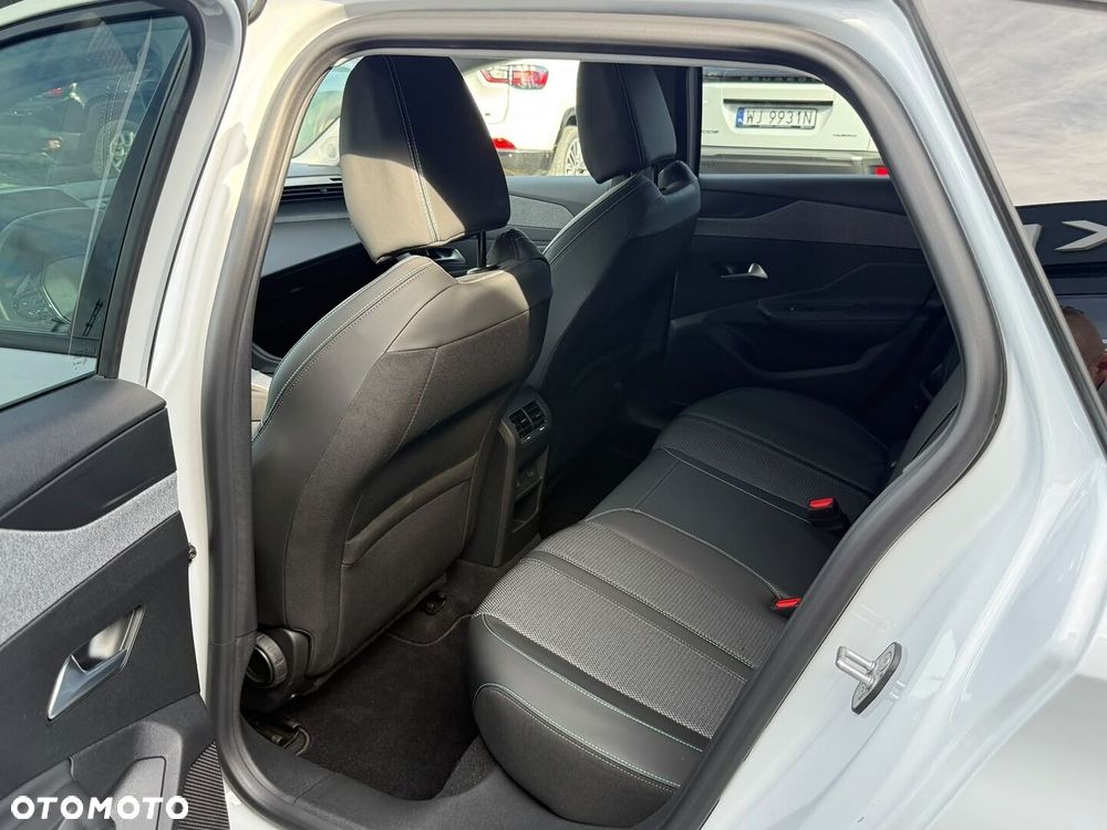 Peugeot 308 1.5 BlueHDi Allure S&S EAT8 - 26