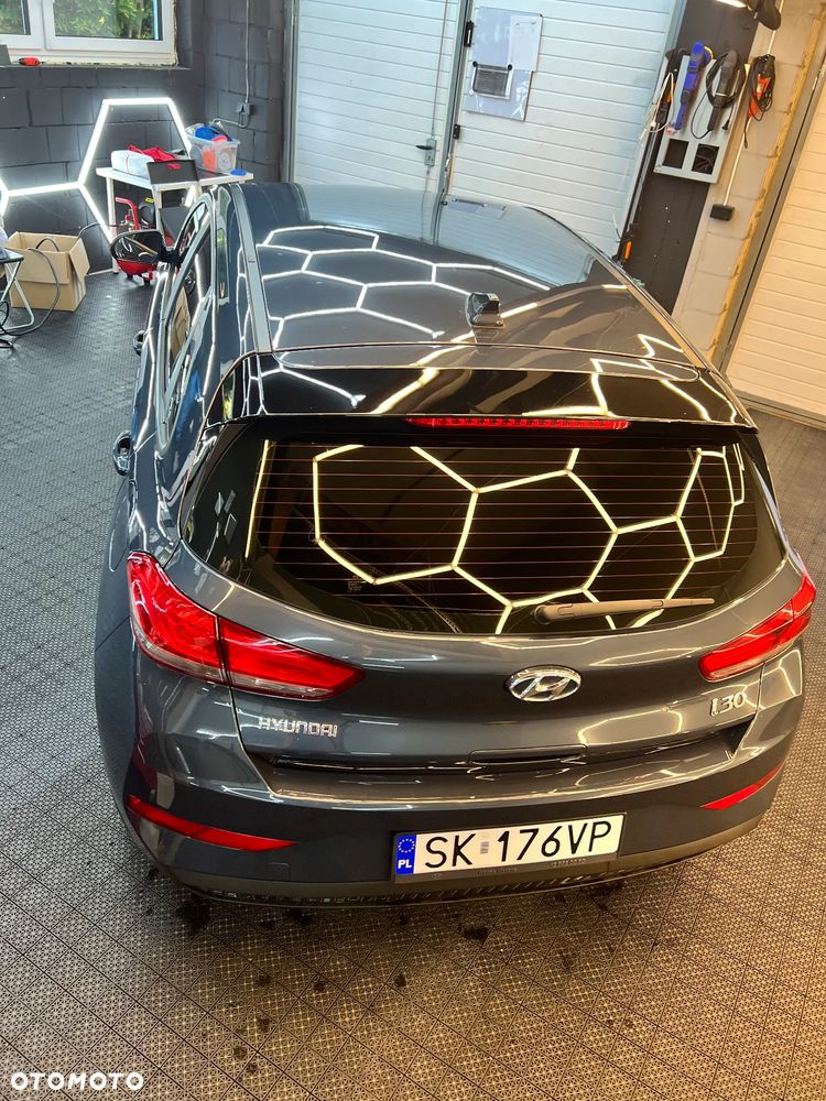 Hyundai i30 - 23
