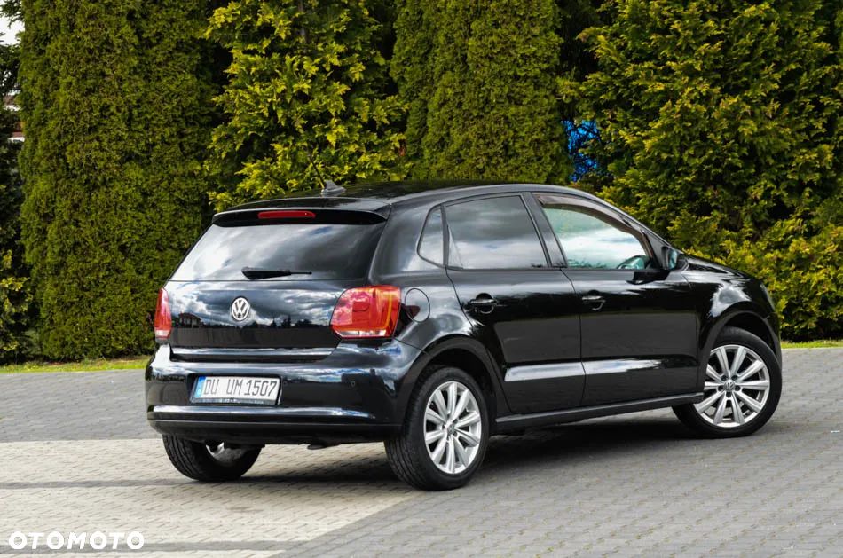Volkswagen Polo 1.2 Comfortline - 24