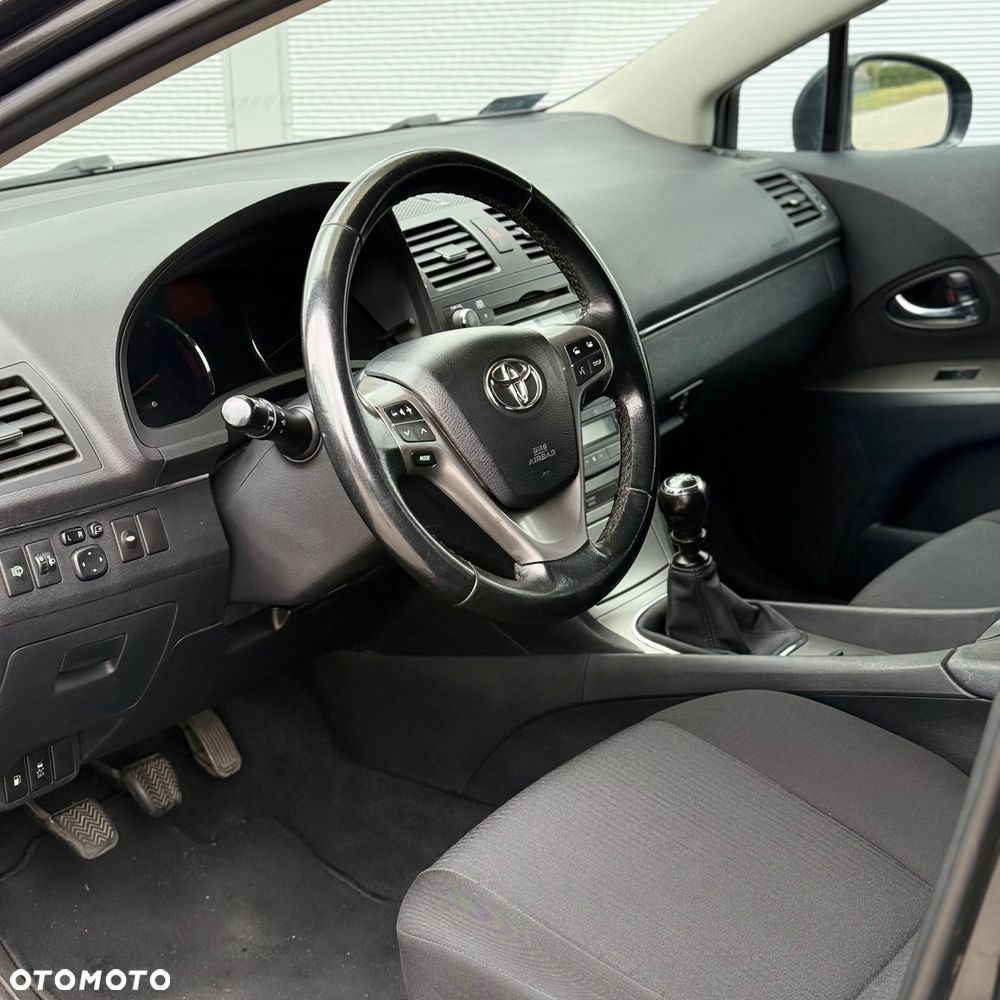 Toyota Avensis 2.0 D-4D Sol - 7
