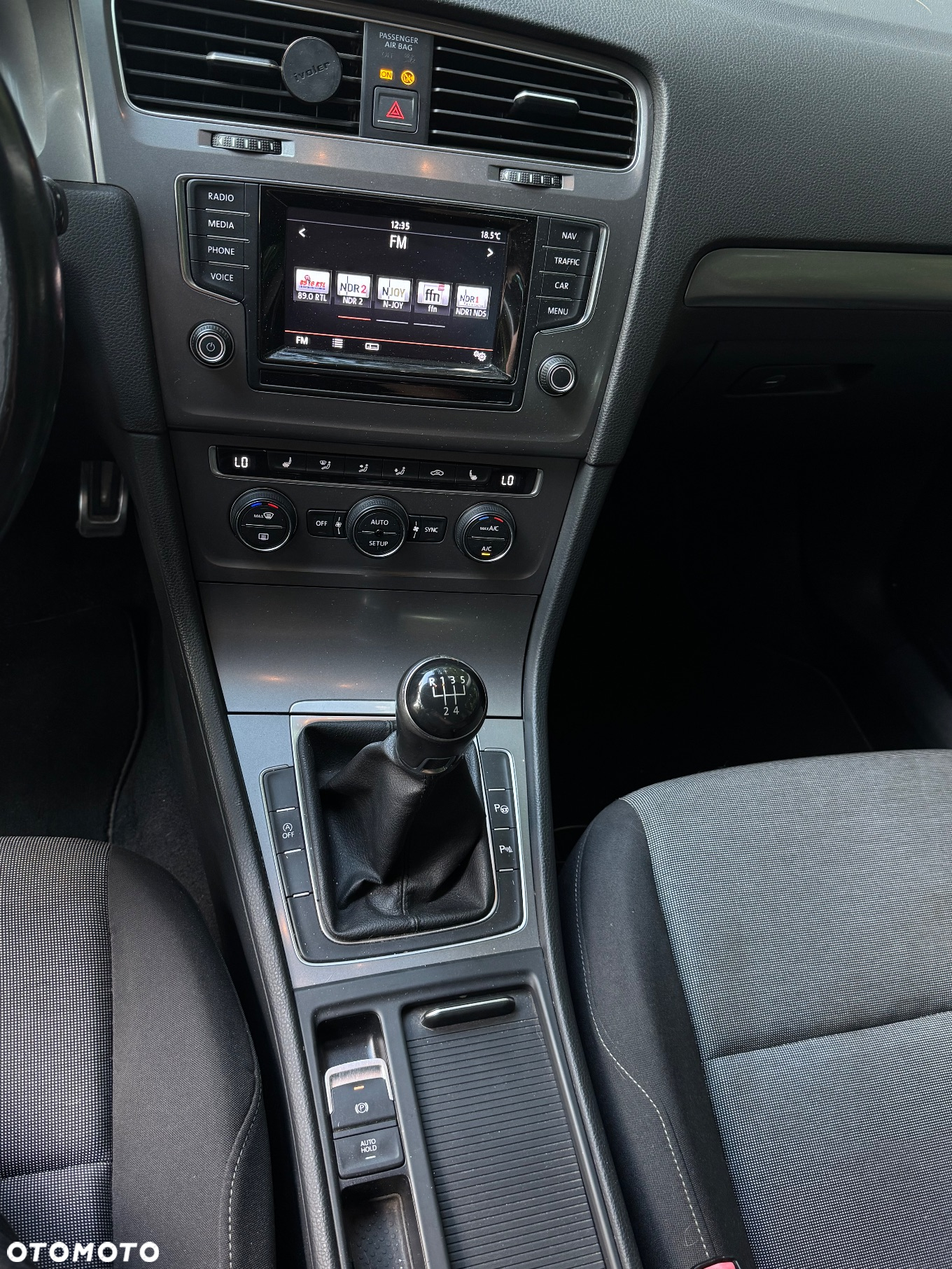 Volkswagen Golf Variant 1.6 TDI DPF 4Motion Highline - 16