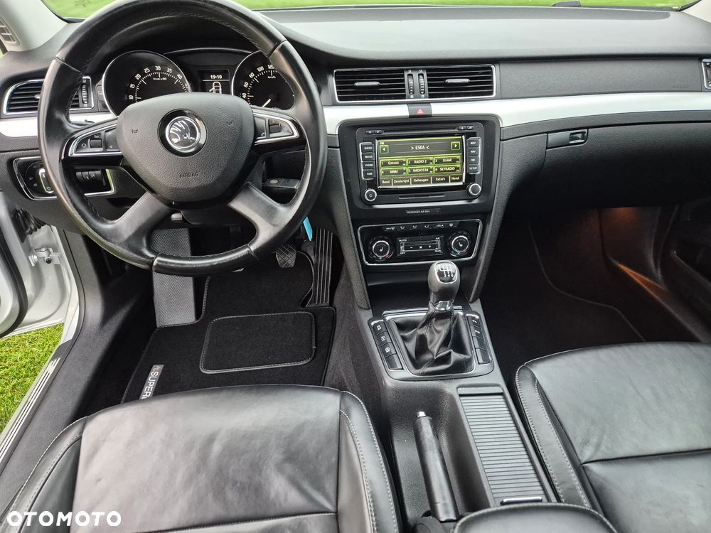 Skoda Superb 1.6 TDI Active Greenline - 18