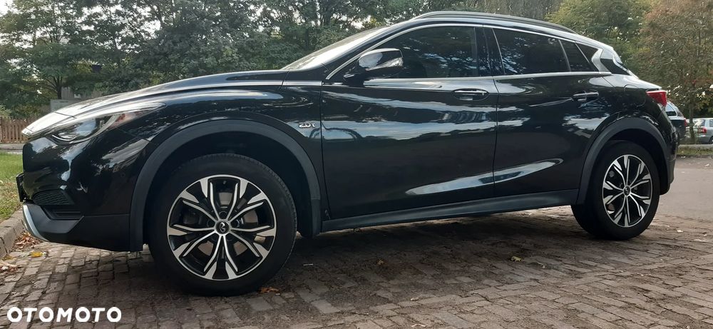 Infiniti QX30 2.0t Luxe Tech AWD 7DCT - 8