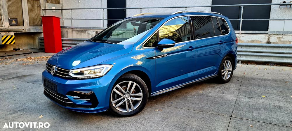 Volkswagen Touran - 1