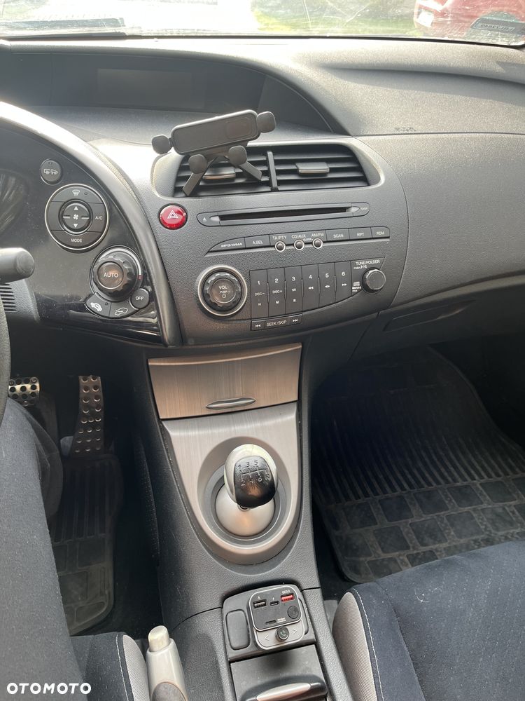 Honda Civic 1.8 Comfort - 19