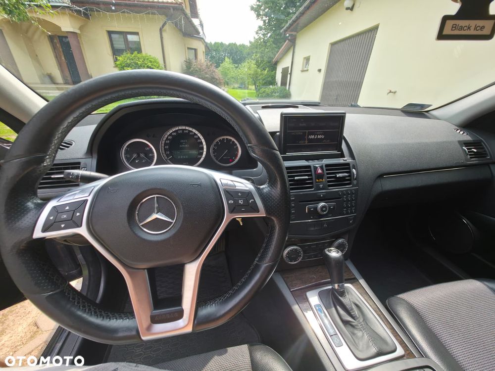 Mercedes-Benz Klasa C - 2