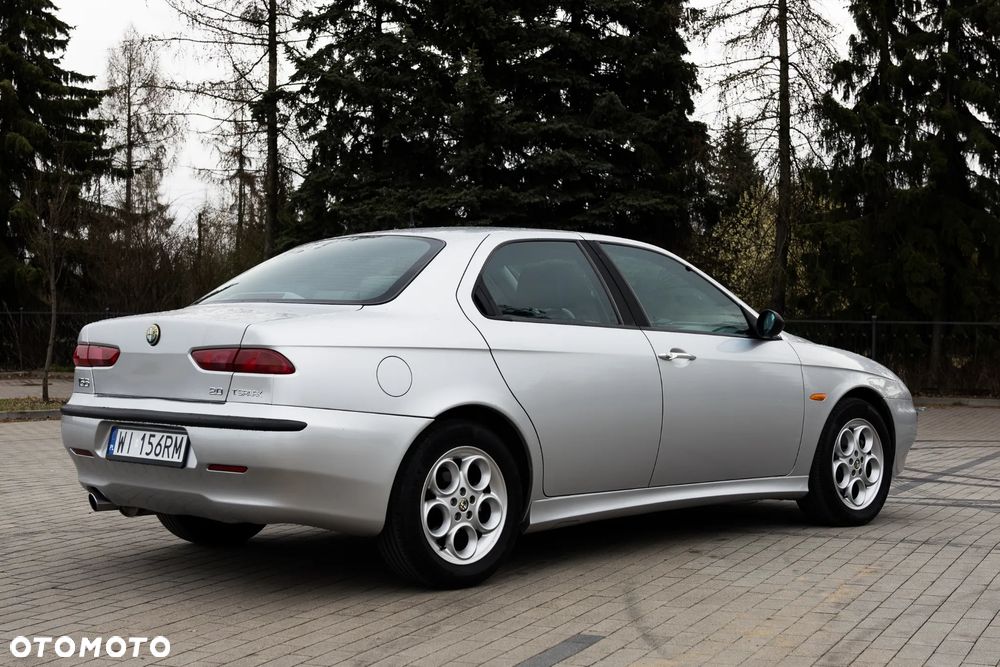 Alfa Romeo 156 2.0 TSpark 16v - 7