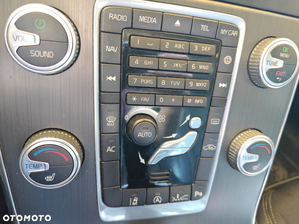 Volvo V60 D4 Drive-E Dynamic Edition (Momentum) - 22