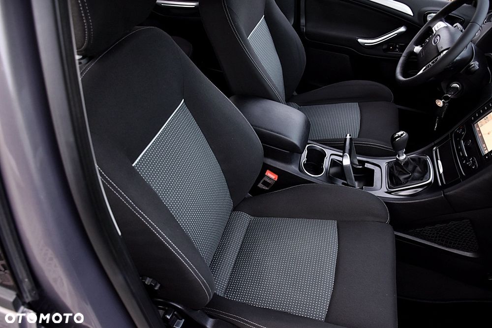 Ford S-Max 2.0 TDCi DPF Business Edition - 33