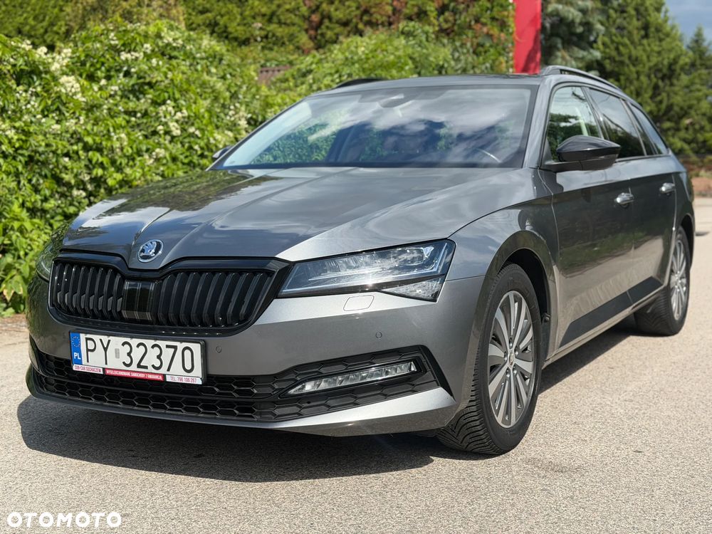 Skoda Superb 2.0 TDI SCR Style DSG - 2