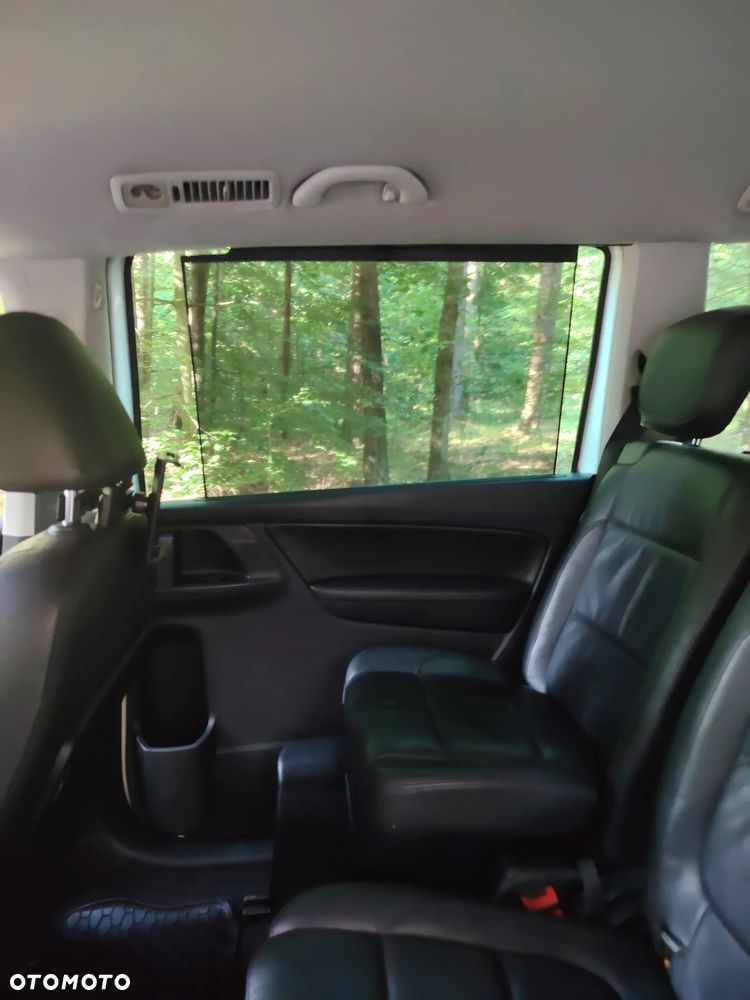 Volkswagen Sharan 2.0 TDI Highline DSG - 23