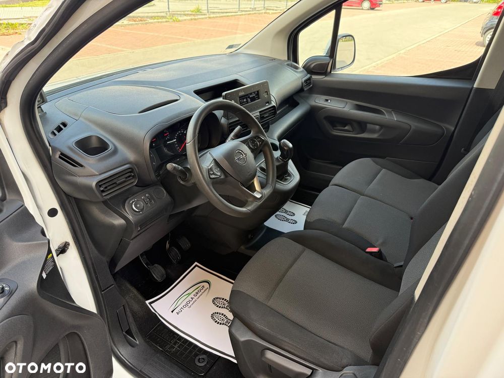 Opel COMBO - 9