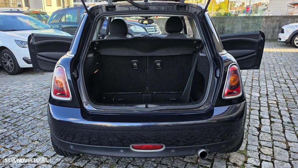MINI 3 Portas Cooper D - 15