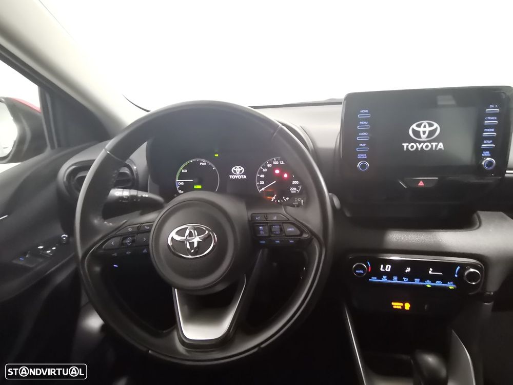 Toyota Yaris 1.5 HDF Comfort Plus - 9