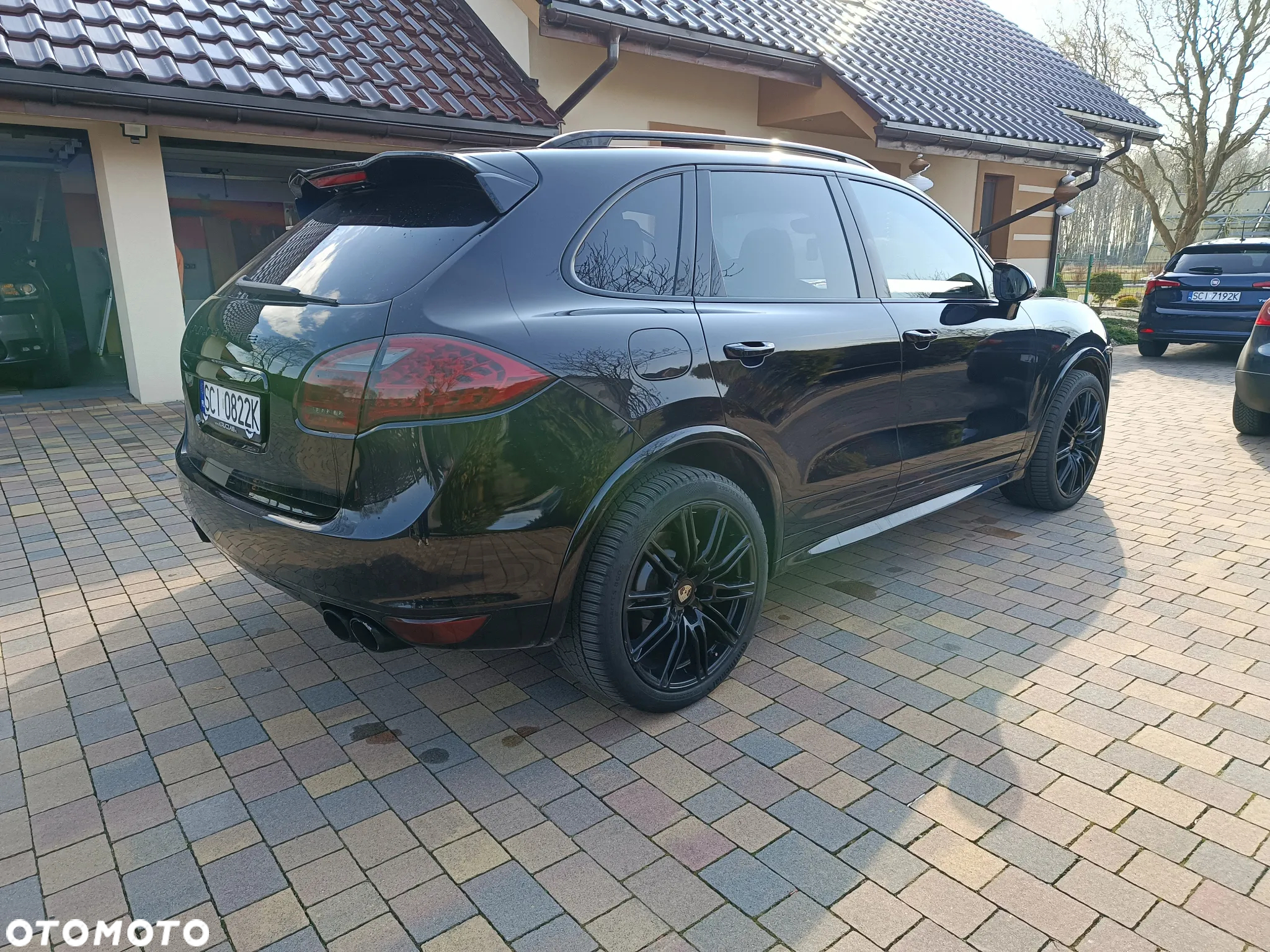 Porsche Cayenne S - 16