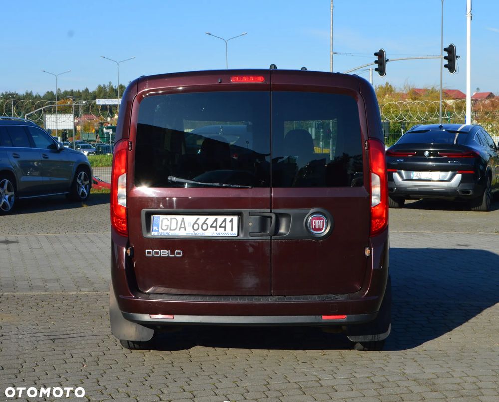 Fiat Doblo 1.4 T-Jet 16V Lounge - 6