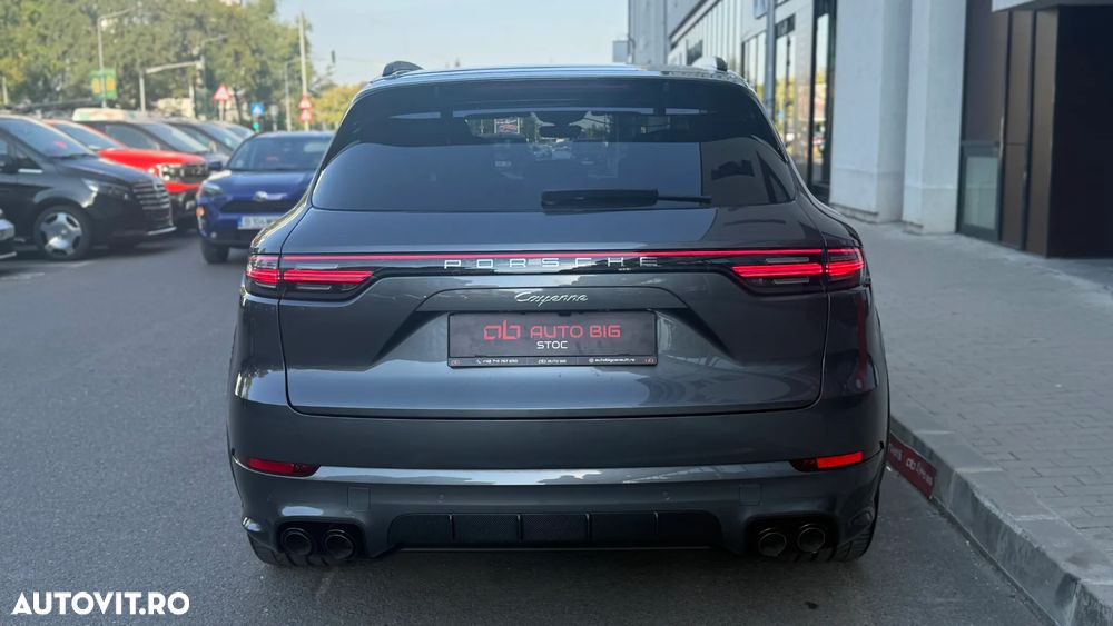 Porsche Cayenne E-Hybrid - 11
