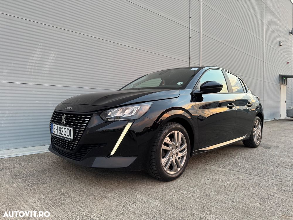 Peugeot 208 - 35
