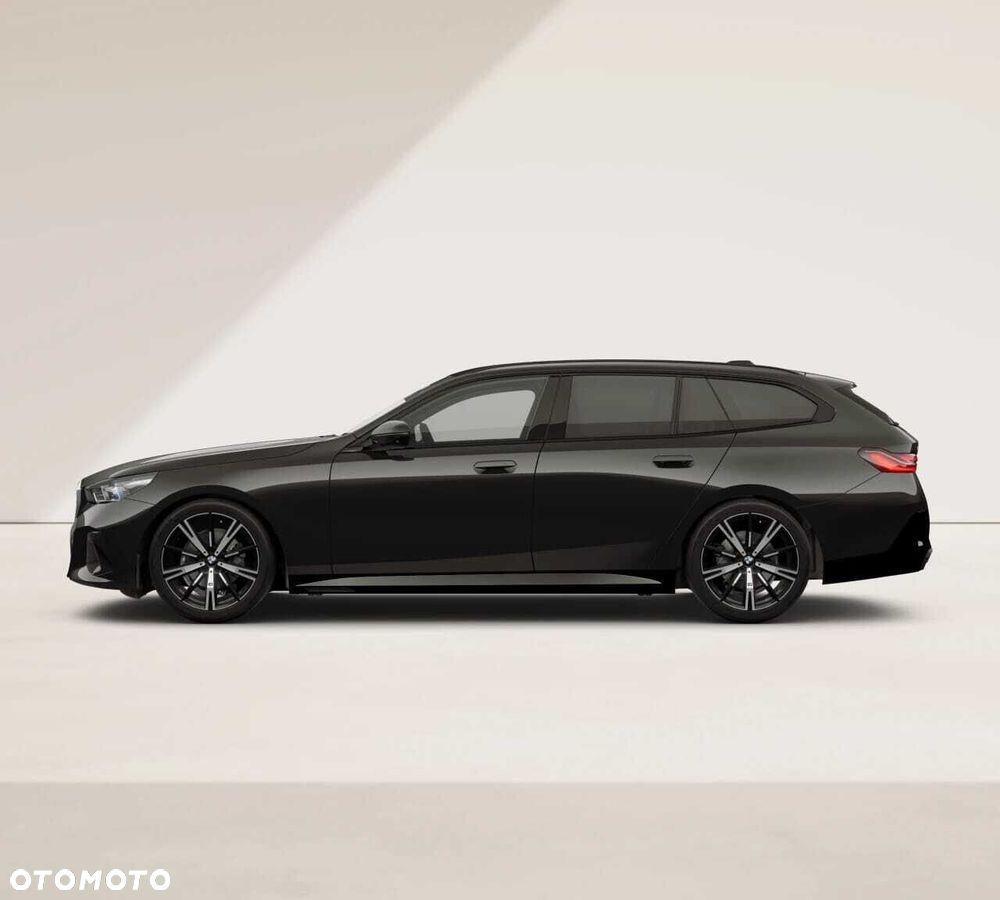 BMW Seria 5 520d xDrive mHEV M Sport - 3