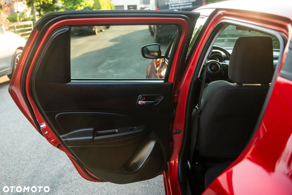 Suzuki Swift 1.0 Boosterjet Automatik Comfort+ - 31