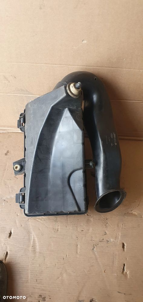 Obudowa filtra powietrza Jaguar S-Type 3.0 XW4U-9600-AA XW4U-9A675-AB - 4
