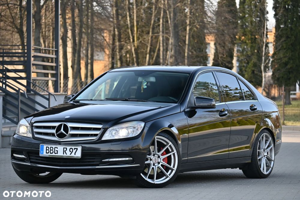 Mercedes-Benz Klasa C 350 CDI DPF 7G-TRONIC BlueEFFICIENCY Avantgarde - 10