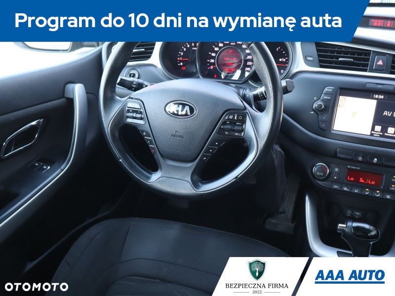 Kia Ceed - 8