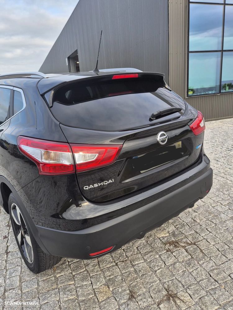 Nissan Qashqai 1.5 dCi N-Connecta - 4