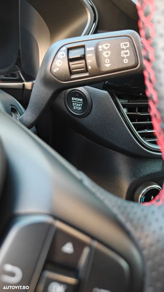 Ford Kuga 2.5 Duratec PHEV ST Line X Graphite Tech - 13