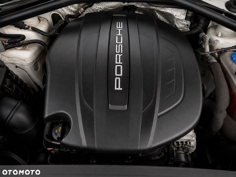 Porsche Macan Standard - 32