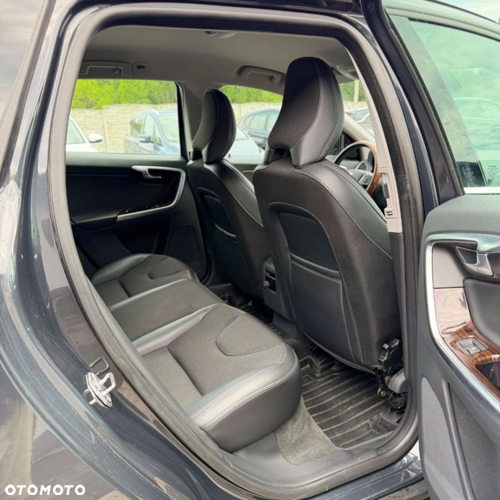 Volvo XC 60 - 28