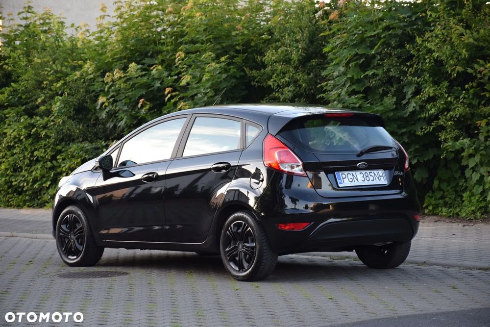 Ford Fiesta 1.25 Celebration - 6