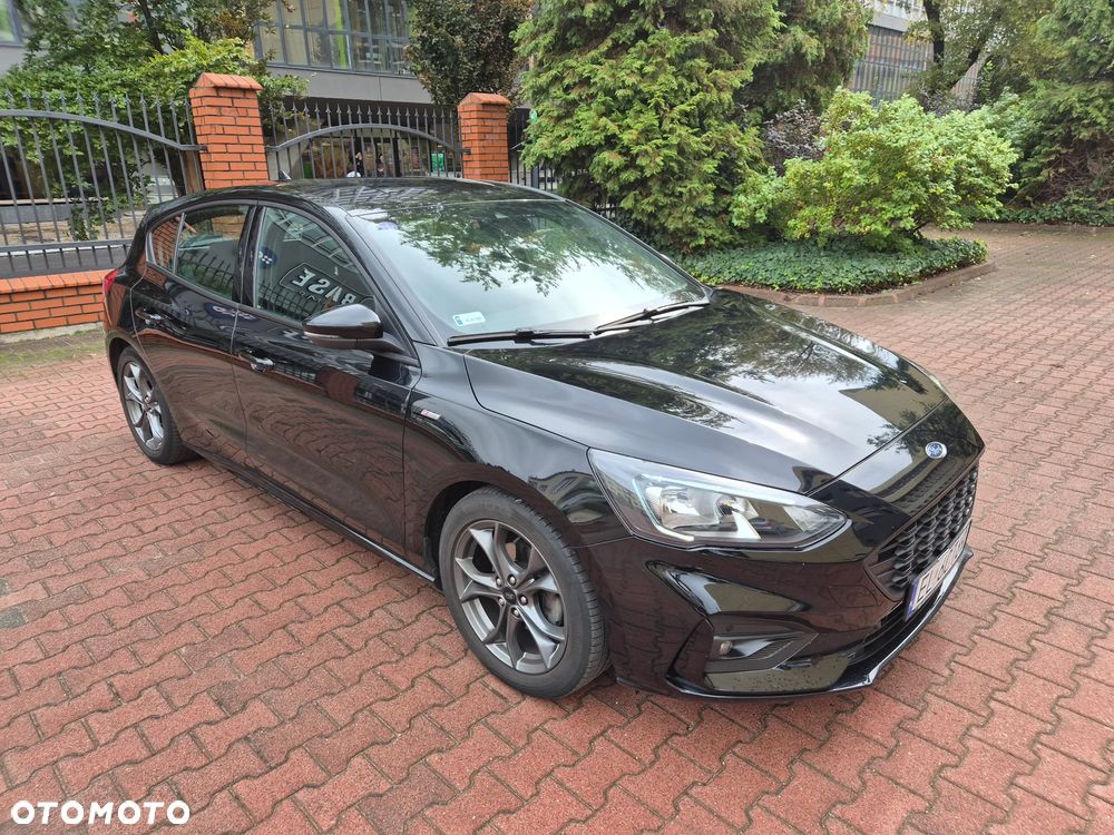Ford Focus 1.5 EcoBoost ST-Line - 1